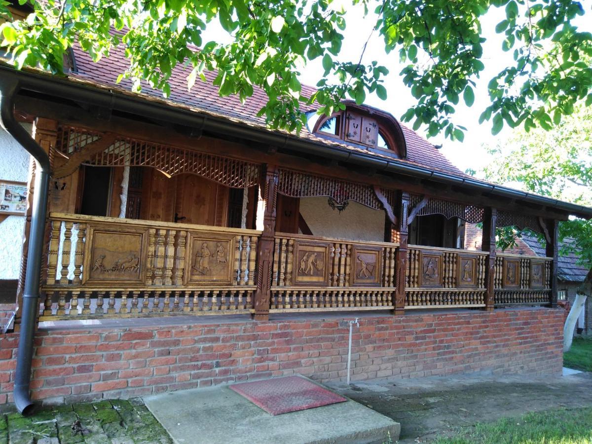 Umjetnicka Etno Kuca Luka Appartement Podravske Sesvete Buitenkant foto